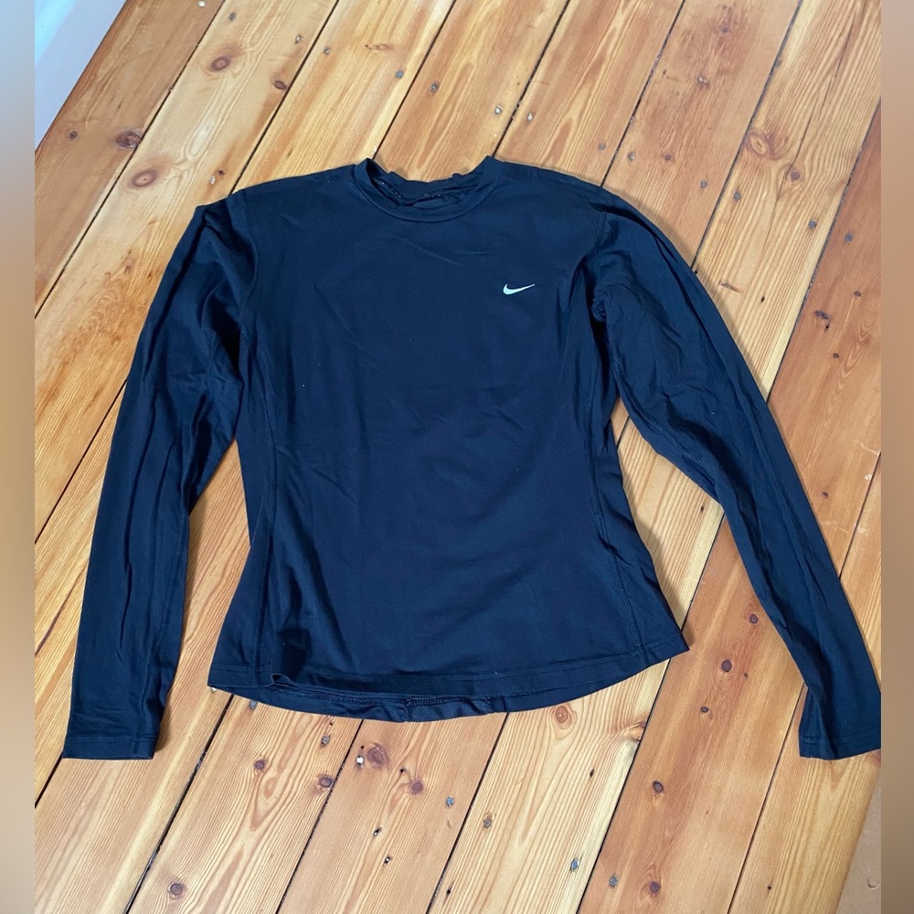 Nike dri-fit long sleeved workout top, size M